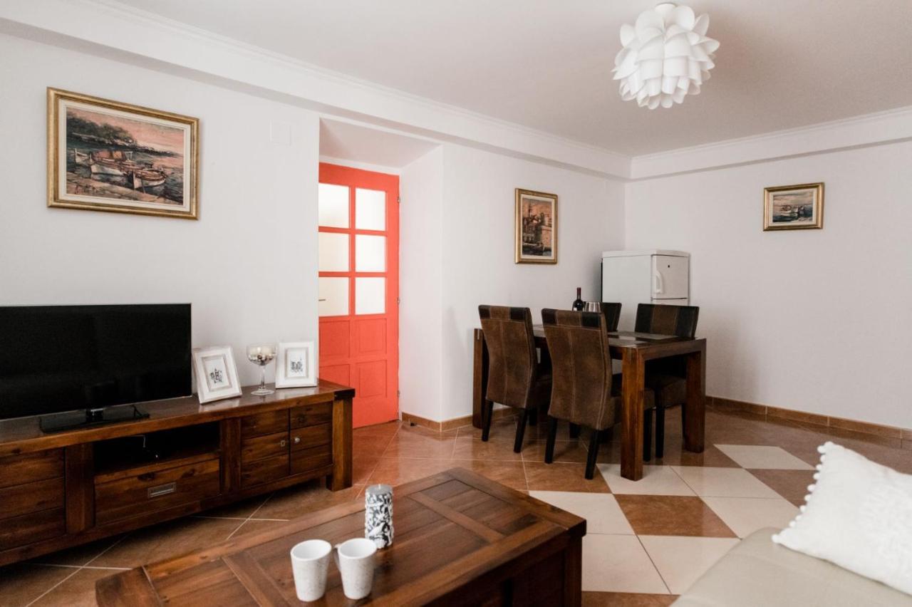 Apartment Teatar